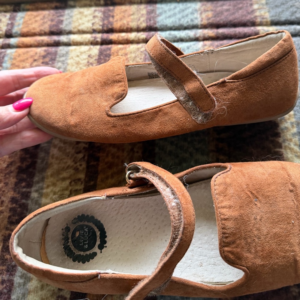 Livie & Luca brown dress shoes - Picture 4 of 5